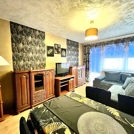 Klimatyczny Apartament 3 Pokojowy Apartment Kolobrzeg