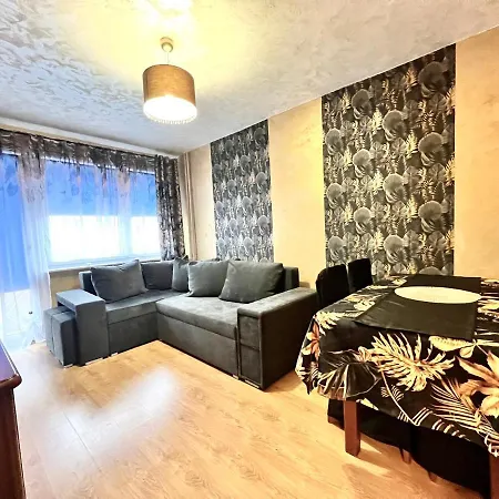 Klimatyczny Apartament 3 Pokojowy